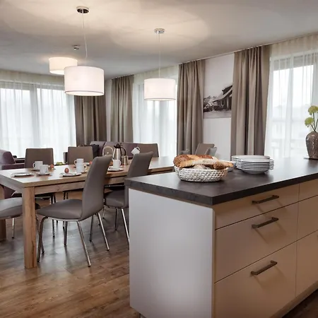 Aparthotel Alpenparks & Zell Am