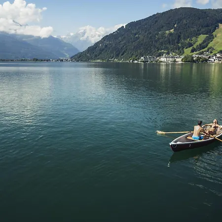 Alpenparks & Zell Am ツェル アム ゼー