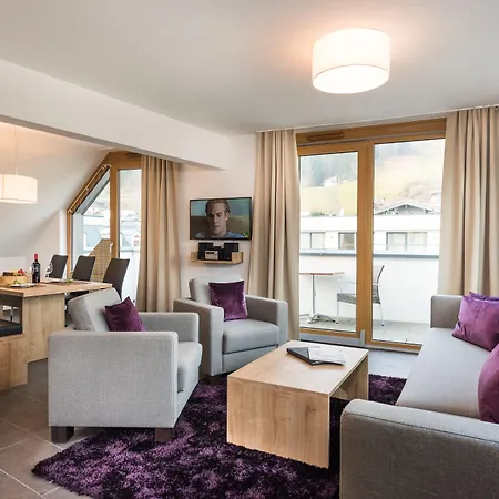 Alpenparks Hotel&apartment Zell Am Aparthotel Zell am See