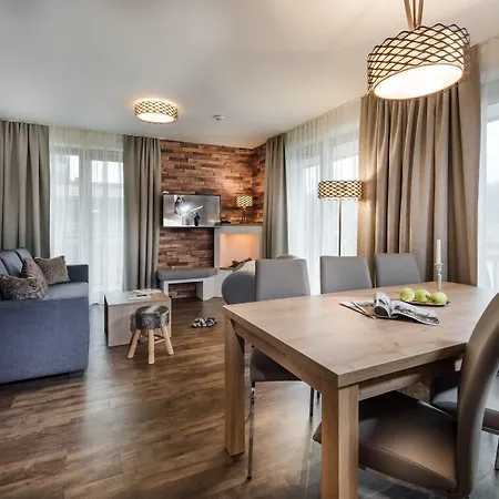 Alpenparks & Zell Am Ξενοδοχείο με διαμερίσματα 4*