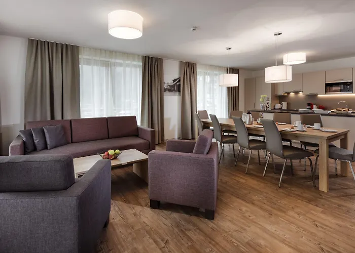 Alpenparks & Zell Am Aparthotel 4*