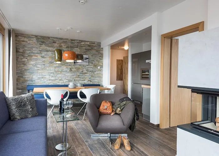 Alpenparks & Zell Am Aparthotel 4*