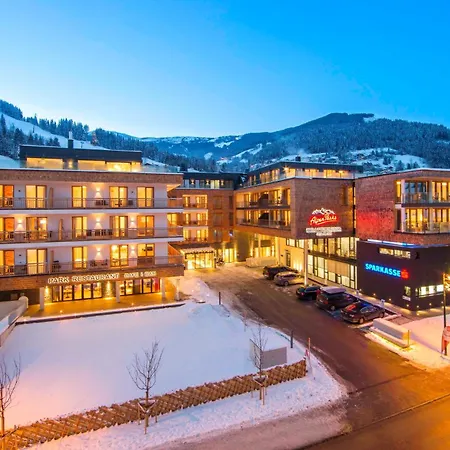 Alpenparks & Zell Am מלון דירות 3*