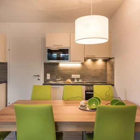 Alpenparks Hotel&apartment Zell Am 4*