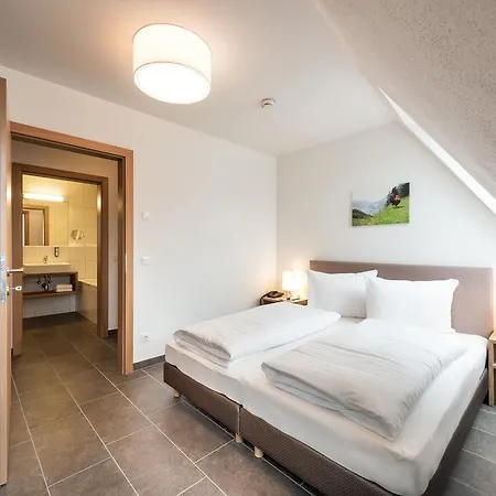 Aparthotel Alpenparks Hotel&apartment Zell Am 4*